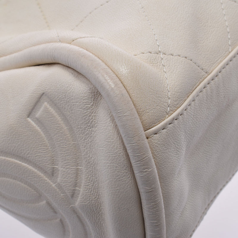 CHANEL Chanel Matrasse Chain Shoulder White Silver Bracket Ladies Ram Skin Shoulder Bag B Rank used Ginzo