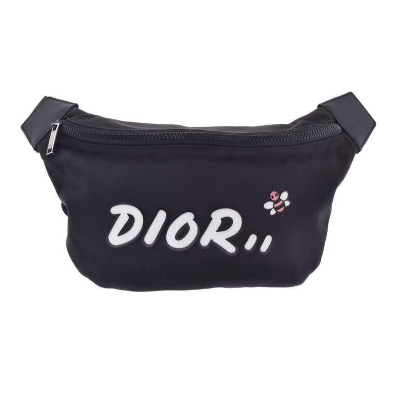 ディオール・オムKAWSコラボ 蜂モチーフ ボディバッグ 黒 メンズ ナイロン ウエストバッグ DIOR HOMME 中古 – 銀蔵オンライン