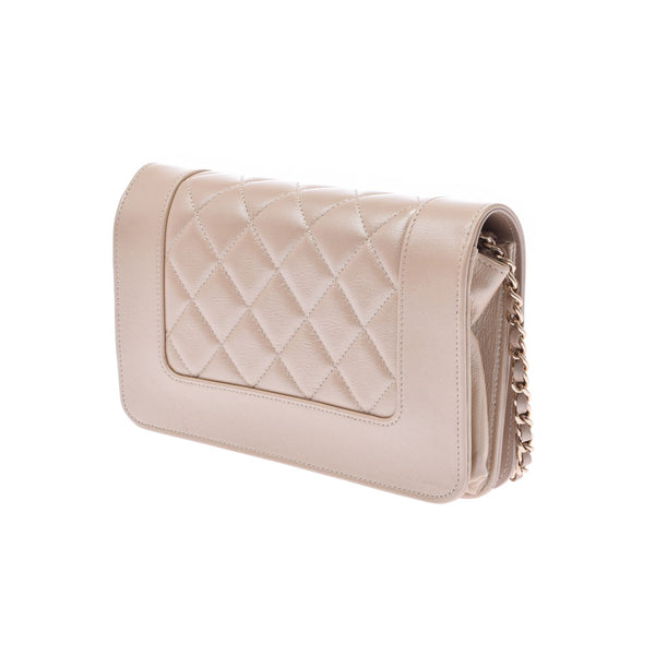 CHANEL Chanel Matrasse Beige Gold Bracket Ladies Calf Chain Wallet A Rank used Ginzo