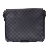 LOUIS VUITTON Louis Vuitton Damier Graphit Daniel MM Black/Gray N58029 Men's Damier Graphit Canvas Shoulder Bag B Rank used Ginzo