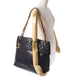 CHANEL Chanel Matrasse Chain Tote Black Gold Bracket Ladies Ram Skin Tote Bag B Rank used Ginzo
