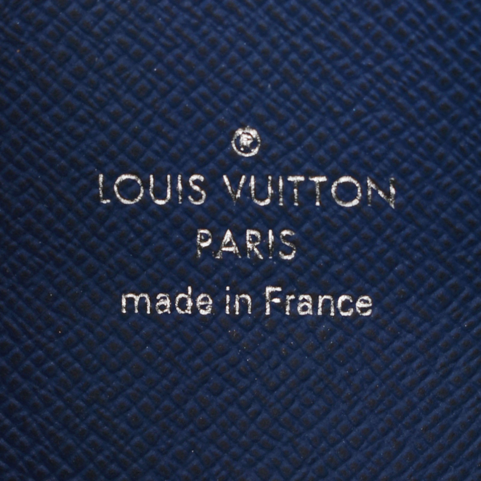 ルイヴィトンタイガラマ ポシェットディスカバリーPM コバルト メンズ クラッチバッグ M30278 LOUIS VUITTON 中古 –  銀蔵オンライン