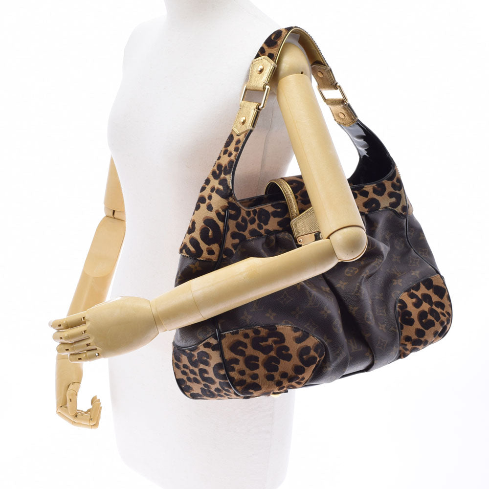 802500043060000-19_35b3b260-  