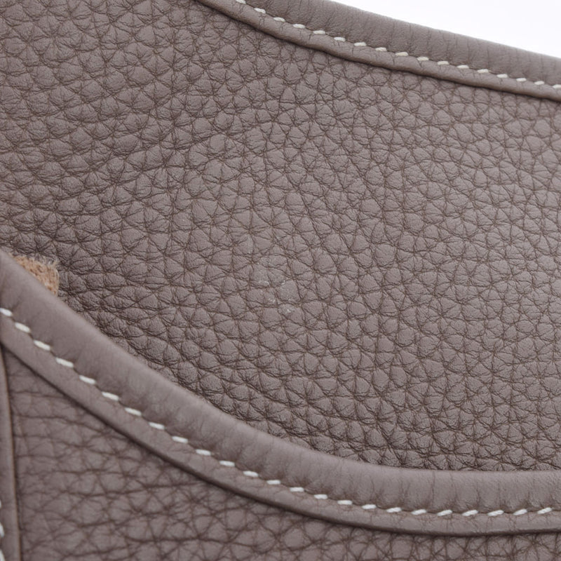 HERMES エルメス エヴリン3 GM エトゥープ シルバー金具 X刻印(2016年頃) ユニセックス トリヨンクレマンス ショルダーバッグ ABランク 中古 銀蔵