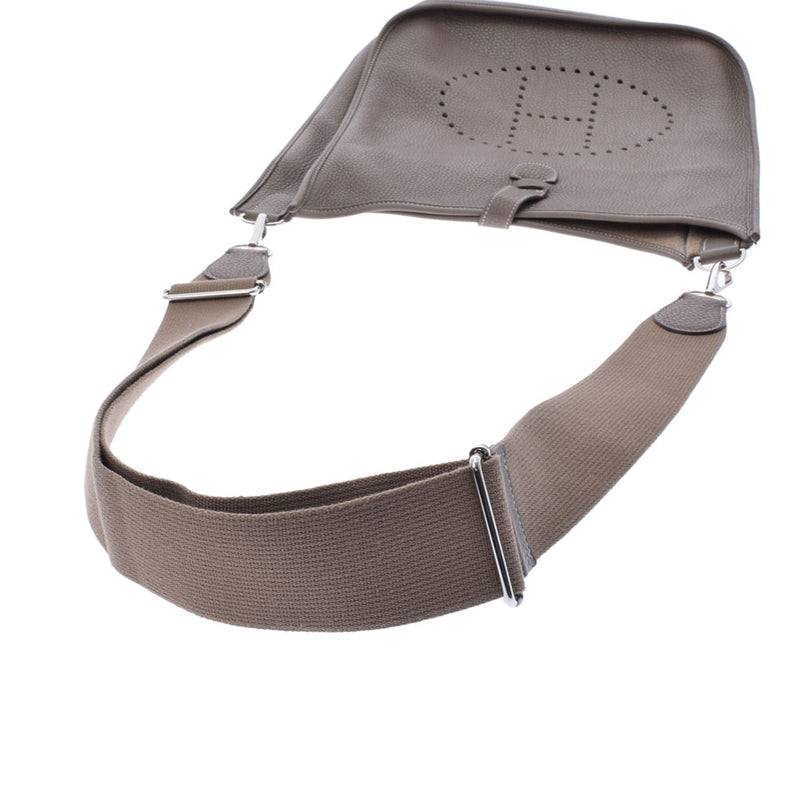 HERMES エルメス エヴリン3 GM エトゥープ シルバー金具 X刻印(2016年頃) ユニセックス トリヨンクレマンス ショルダーバッグ ABランク 中古 銀蔵