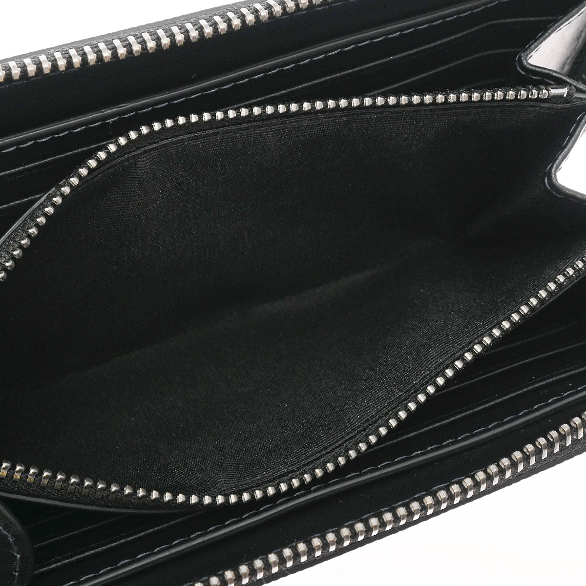 ナッガ Burberry ラウンドファスナー財布 BURBERRY バーバリー