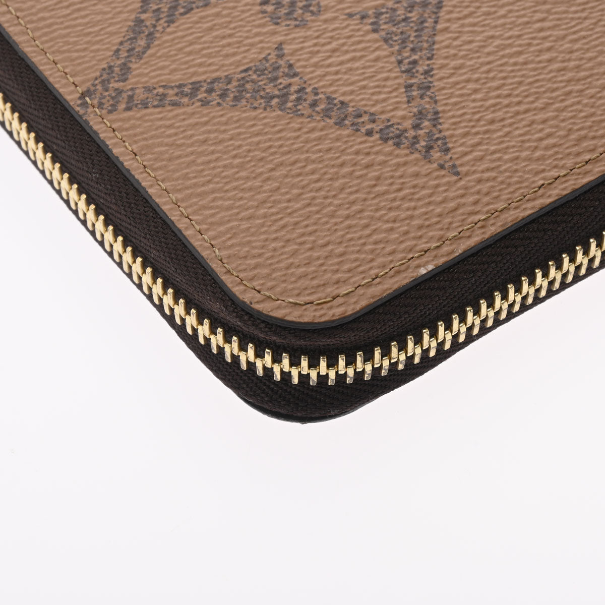 ルイヴィトン M69353 長財布 ブラウン  LOUIS VUITTON ジッピー・ウォレット ジャイアントリバース ルイ・ヴィトン LOUIS VUITTON ジッピー・ウォレット M69353 ブラウン