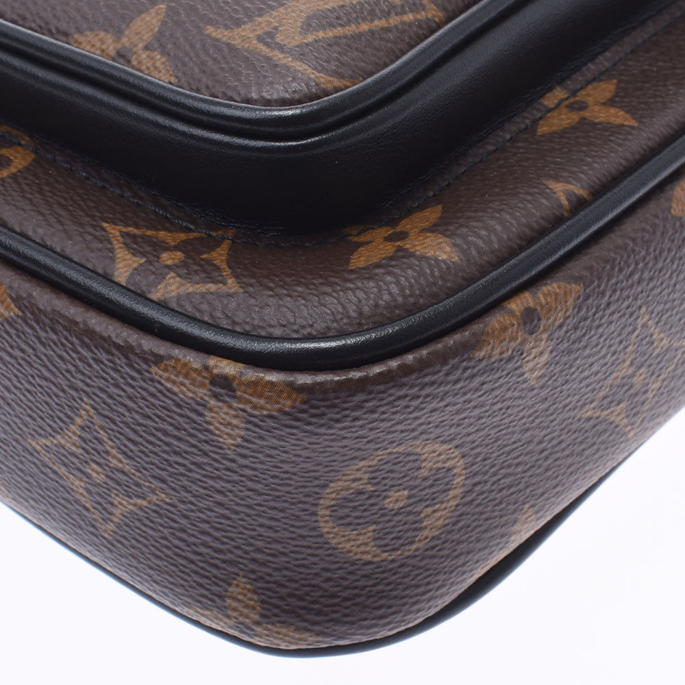 ルイヴィトンマカサー クリストファーウエアラブルウォレット 14145 ブラウン/黒 メンズ ショルダーバッグ M69404 LOUIS VUITTON  中古 – 銀蔵オンライン