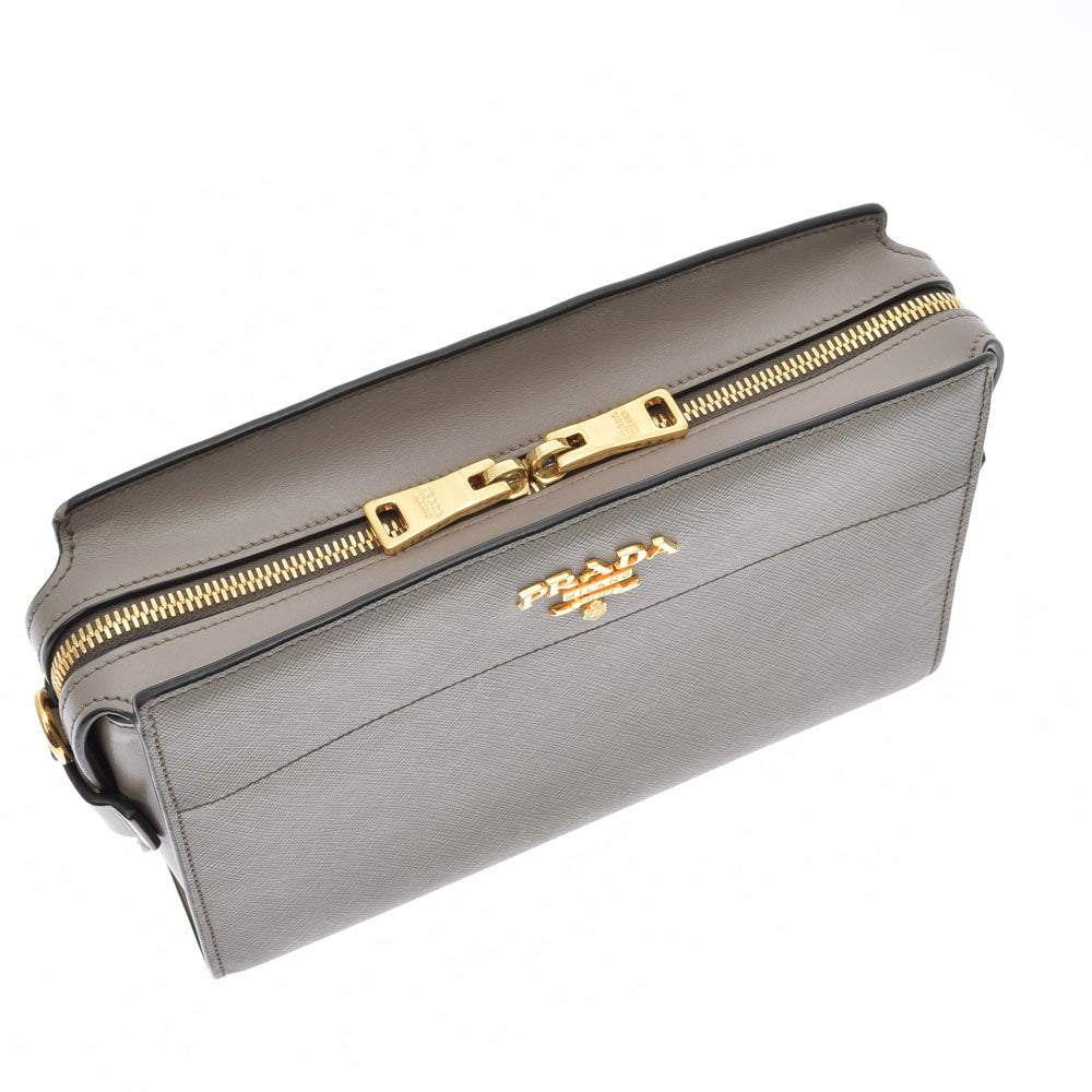 プラダ グレー GP金具 レディース ショルダーバッグ 1BH104 PRADA 中古 – 銀蔵オンライン