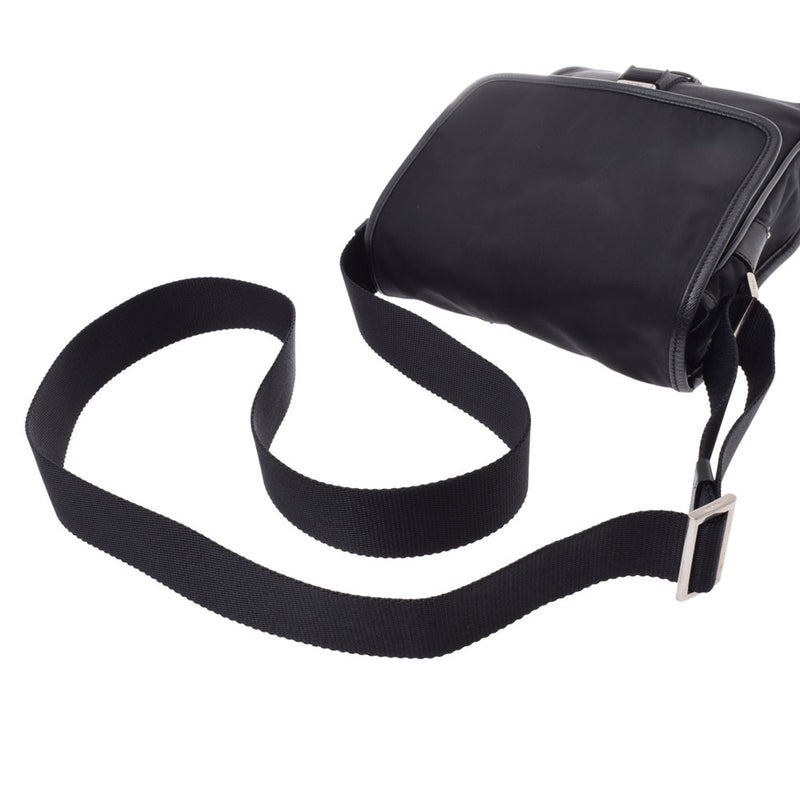 プラダ 黒 ユニセックス ショルダーバッグ V167 PRADA 中古 – 銀蔵 プラダ 黒 ユニセックス ショルダーバッグ V167 PRADA 中古 – 銀蔵
