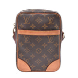 Brown unisex monogram canvas shoulder bag M45266 made in LOUIS VUITTON ルイヴィトンダヌーブ USA is used