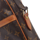 Brown unisex monogram canvas shoulder bag M45266 made in LOUIS VUITTON ルイヴィトンダヌーブ USA is used