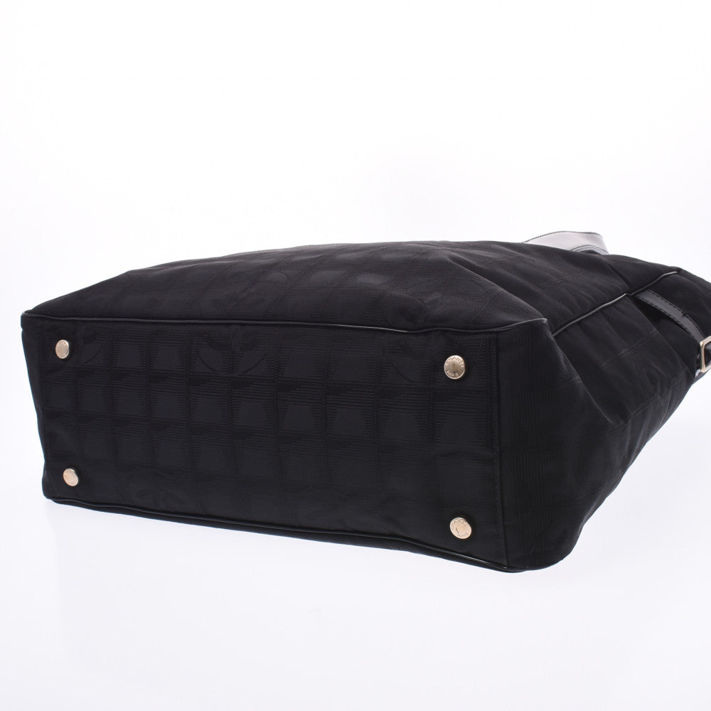 シャネルニュートラベルライン トートGM 黒 レディース ナイロン