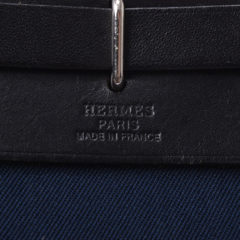 HERMES 爱马仕啤酒袋蓝色英迪格 / 黑色 + H 雕刻 （2004） 中性托瓦尔 / 皮革离合器袋 B 级二手银藏
