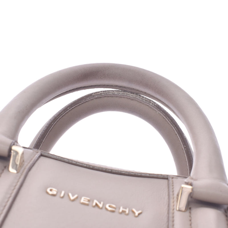 Givitchy Givenchy Lucretsua 2way包灰色女士的凝乳手袋B排名使用粉末