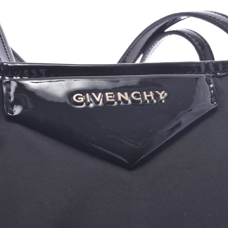 GIVENCHY Givenchy Antigona Black Unisex Nylon / Enamel Tote Bag B Rank Used Sinkjo