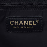 CHANEL シャネル ニュートラベルライン トートMM 黒 ユニセックス ナイロン/レザー ハンドバッグ Bランク 中古 銀蔵