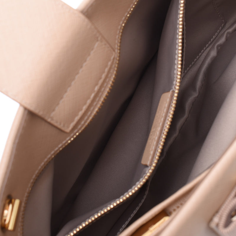 Salvatore Ferragamo Ferragamo Vara Chain Bag Beige Gold Bracket Women's Leather Handbag A-Rank Used Sinkjo