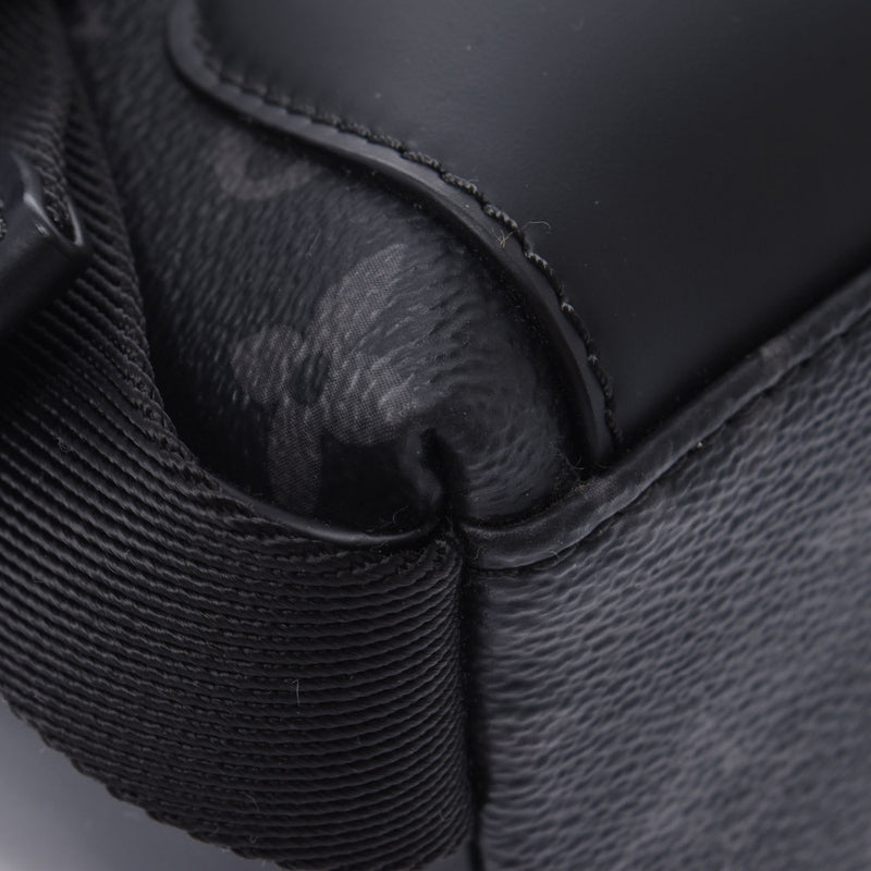 LOUIS VUITTON ルイヴィトン モノグラム エクリプス メッセンジャー ヴォワヤージュPM 黒 M40511 メンズ ショルダーバッグ Aランク 中古 銀蔵