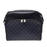 LOUIS VUITTON ルイヴィトン ダミエ グラフィット デイトンPM 黒/グレー N41408 メンズ ダミエグラフィットキャンバス ショルダーバッグ Aランク 中古 銀蔵
