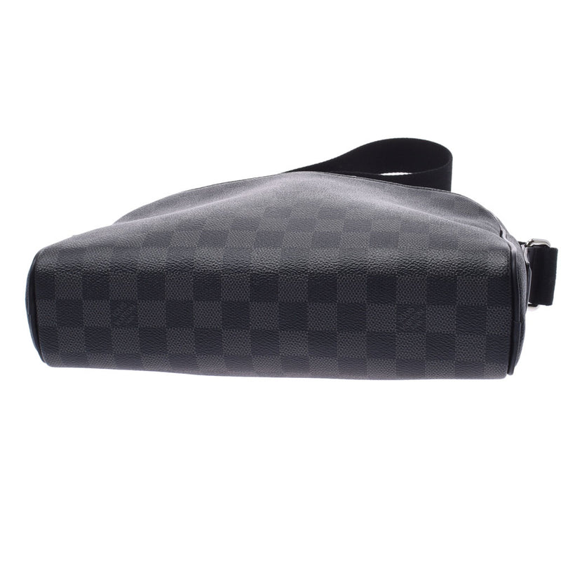 LOUIS VUITTON ルイヴィトン ダミエ グラフィット デイトンPM 黒/グレー N41408 メンズ ダミエグラフィットキャンバス ショルダーバッグ Aランク 中古 銀蔵