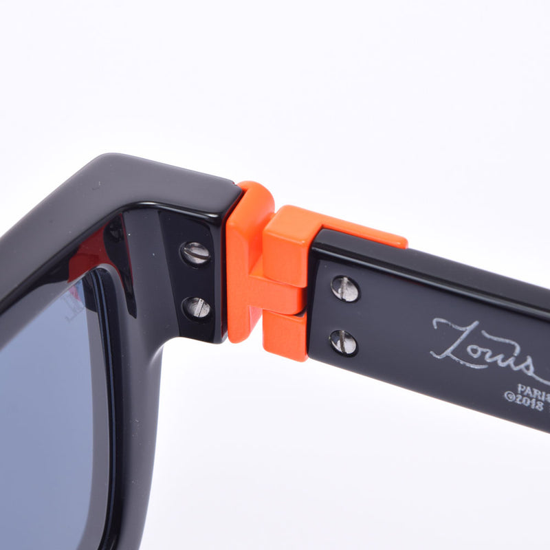 路易威顿路易·维顿（Louis Vuitton）持怀疑态度黑色/橙色Z1161E女用太阳镜