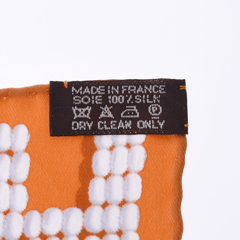 未使用品 エルメス カレ70 ケリー・エン・ペルレス スカーフ 982552S オレンジ ブラン シルク 真珠でできているケリーファッション小物
