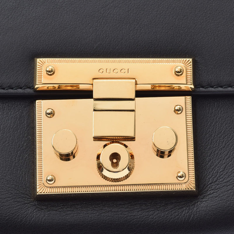 Gucci Gucci连锁肩部出口黑色女士小牛GP支架肩带置于级别的Ginzo