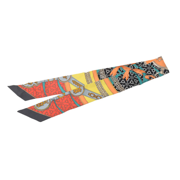 新品同様　エルメス　ツイリー　スカーフ　朝の散歩　ブルー　マルチカラー エルメスツイリー LA PROMENADE DU MATIN 朝の散歩 マルチカラー