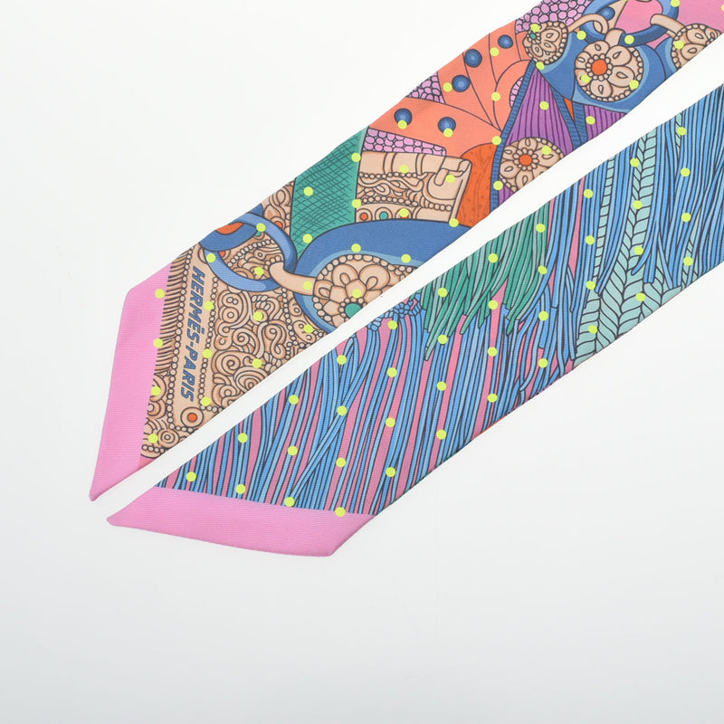 HERMES エルメス ツイリー SELLE DE DIGNITAIRE 高官の鞍 ローズ/サーモン/ヴェール レディース シルク100％ スカーフ Aランク 中古 銀蔵