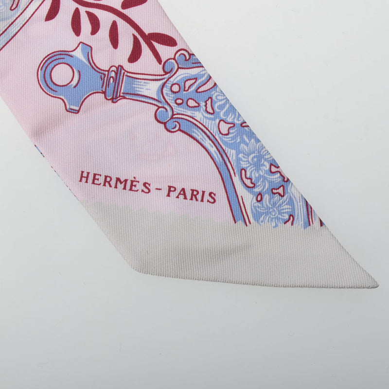 HERMES エルメス ツイリー ETRIERS REMIX 鐙 ローズペール/ボルドー/グリペール レディース シルク100％ スカーフ Aランク 中古 銀蔵