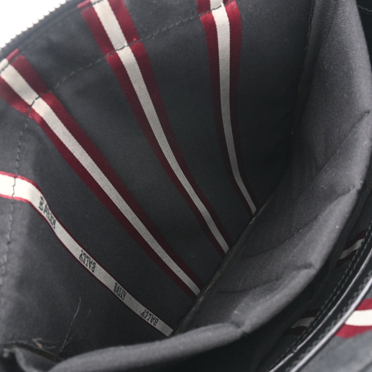 バリーショルダーバッグ ブラック シルバー金具 メンズ レザー