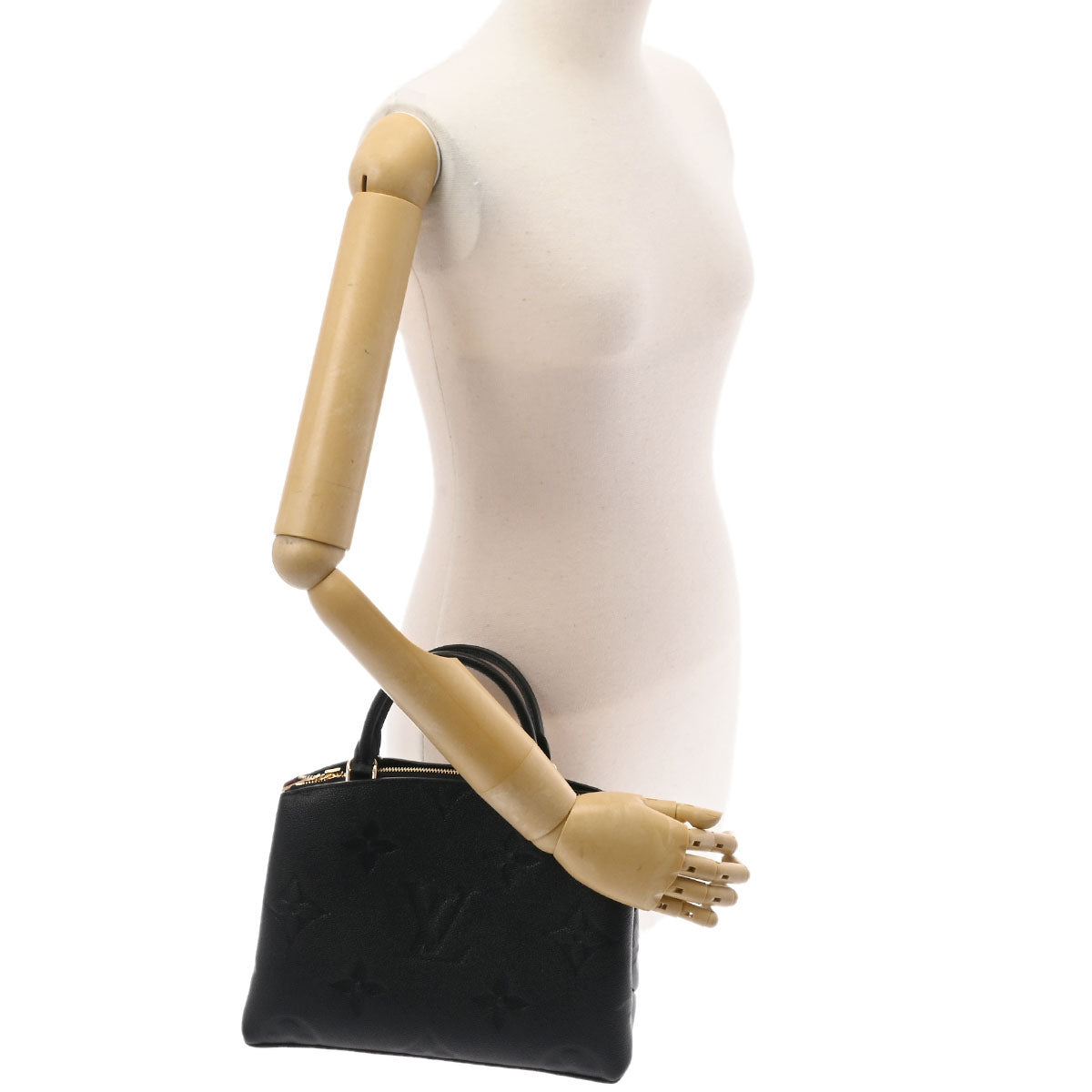 805000943400000-17_1200x.jpg?v