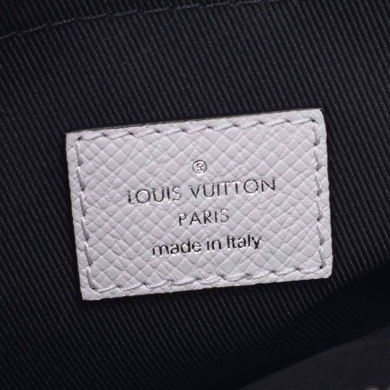 Louis Vuitton Louis Vuitton Tigarama Outdoor Messenger PM Antactica M30243 Men's Tiger Leather / Monogram Cambas Shoulder Bag New Sanko