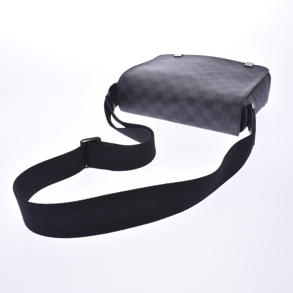 Louis Vuitton District PM NM 14137 Black Men' s Damiye