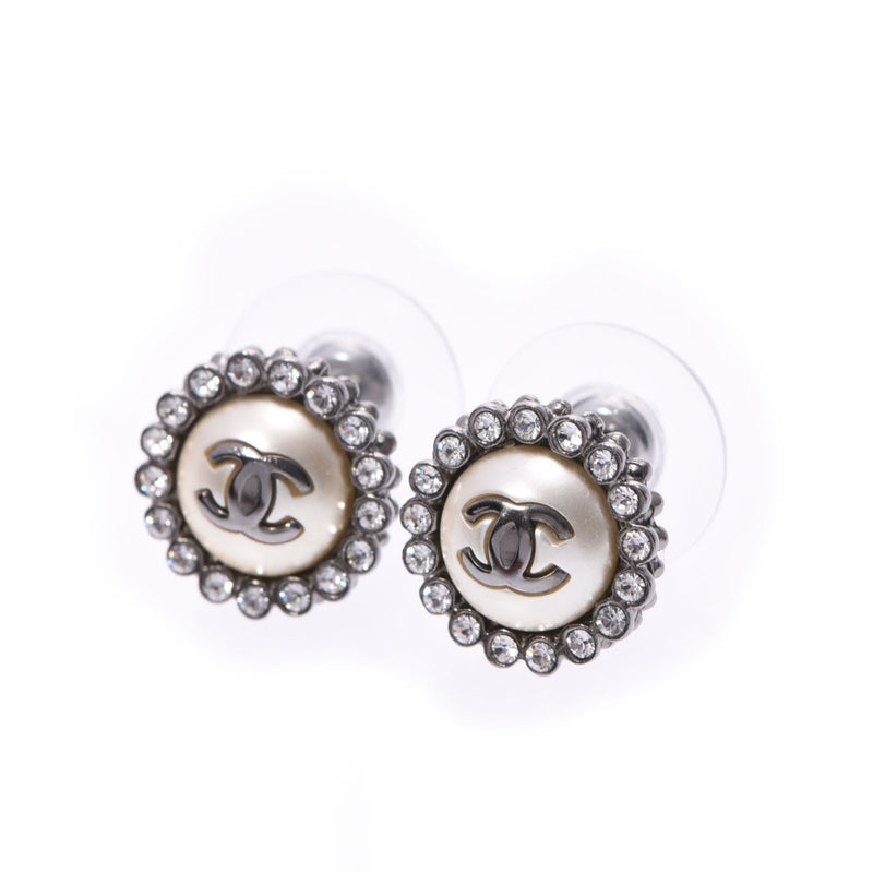 CHANEL CHANEL Cocomark 16 Year Silver Metal Fittings Ladies Faux Pearl Rhinestone Earrings A Rank Used Ginzo