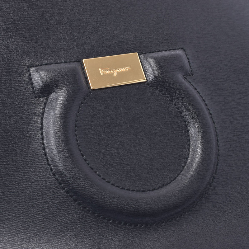Salvatore Ferragamo Ferragamo Black Unisex Leather Clutch Bag AB Rank Used Silgrin