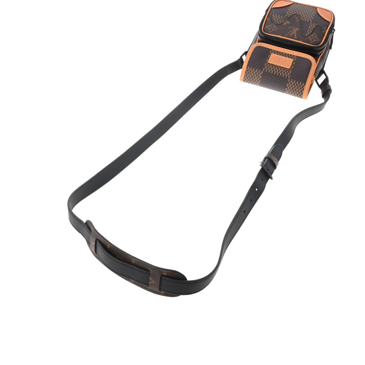 ルイヴィトンNIGOコラボ アマゾン スリングバッグ ブラウン ユニ