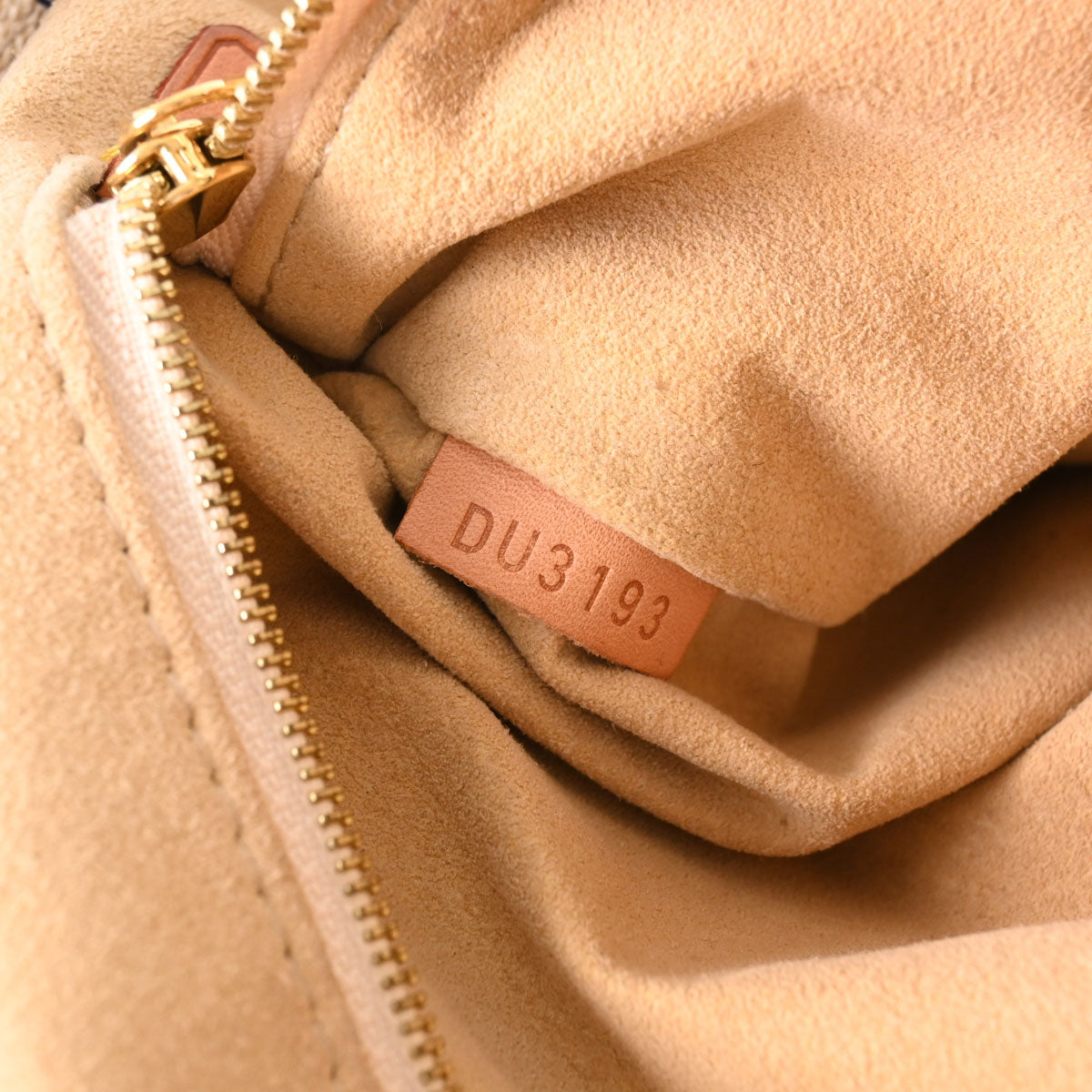 ルイヴィトンアズール サリナPM 14137 ホワイト ユニセックス