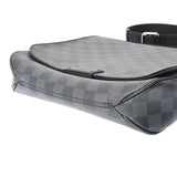 LOUIS VUITTON ルイヴィトン ダミエグラフィット ディストリクト PM  黒/グレー N41260 メンズ ダミエグラフィットキャンバス ショルダーバッグ Bランク 中古 銀蔵