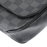LOUIS VUITTON ルイヴィトン ダミエグラフィット ディストリクト PM  黒/グレー N41260 メンズ ダミエグラフィットキャンバス ショルダーバッグ Bランク 中古 銀蔵