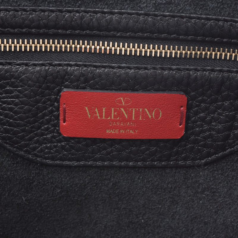 华伦天奴（Valentino）Garavani华伦天奴（Valentino）Garavani铆钉黑金硬件中性皮革托特包A级二手Ginzo