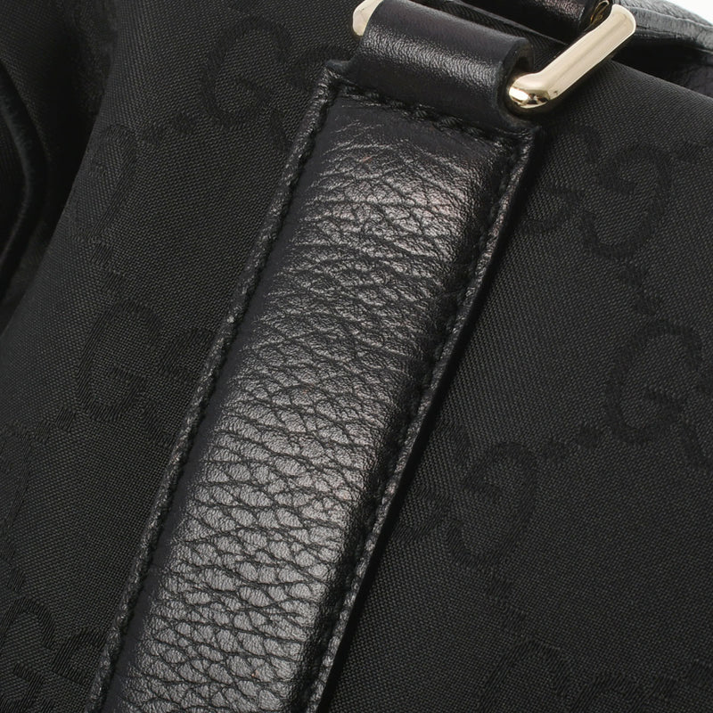 GUCCI グッチ ミニボストン アウトレット品 黒 257288 ユニセックス GGキャンバス ナイロン ハンドバッグ ABランク 中古 銀蔵